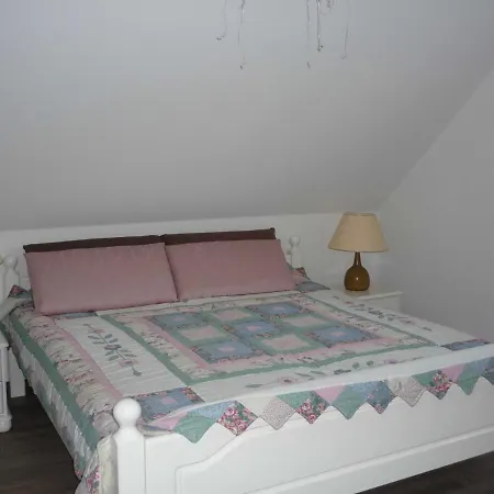 Ferienwohnung Kluetz - Unterkunft Mit 2 Schlafzimmern Und Bad * Oeversee