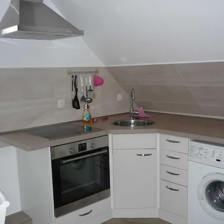 Apartament Kluetz - Mit 2 Schlafzimmern Und Modernem Bad Oeversee