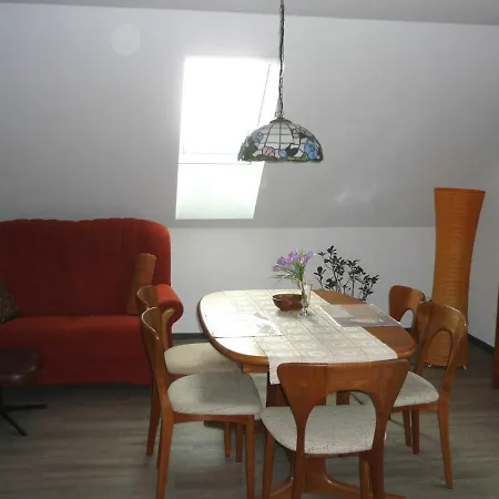 Kluetz - Mit 2 Schlafzimmern Und Modernem Bad Apartament Oeversee